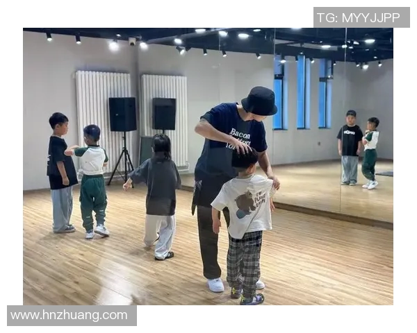 南京街舞队耐力训练揭秘探索街舞背后的坚持与热情